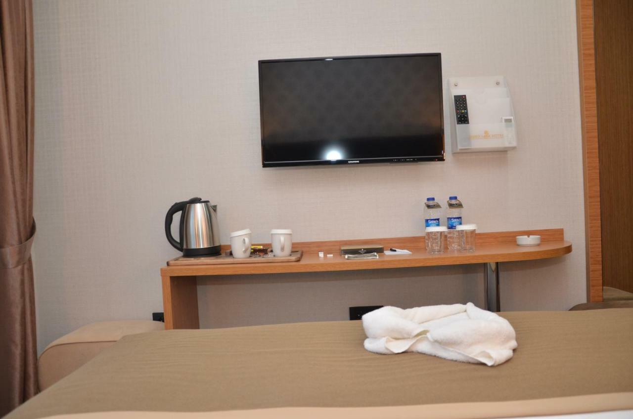 Grand Lark Hotel Adalar Extérieur photo