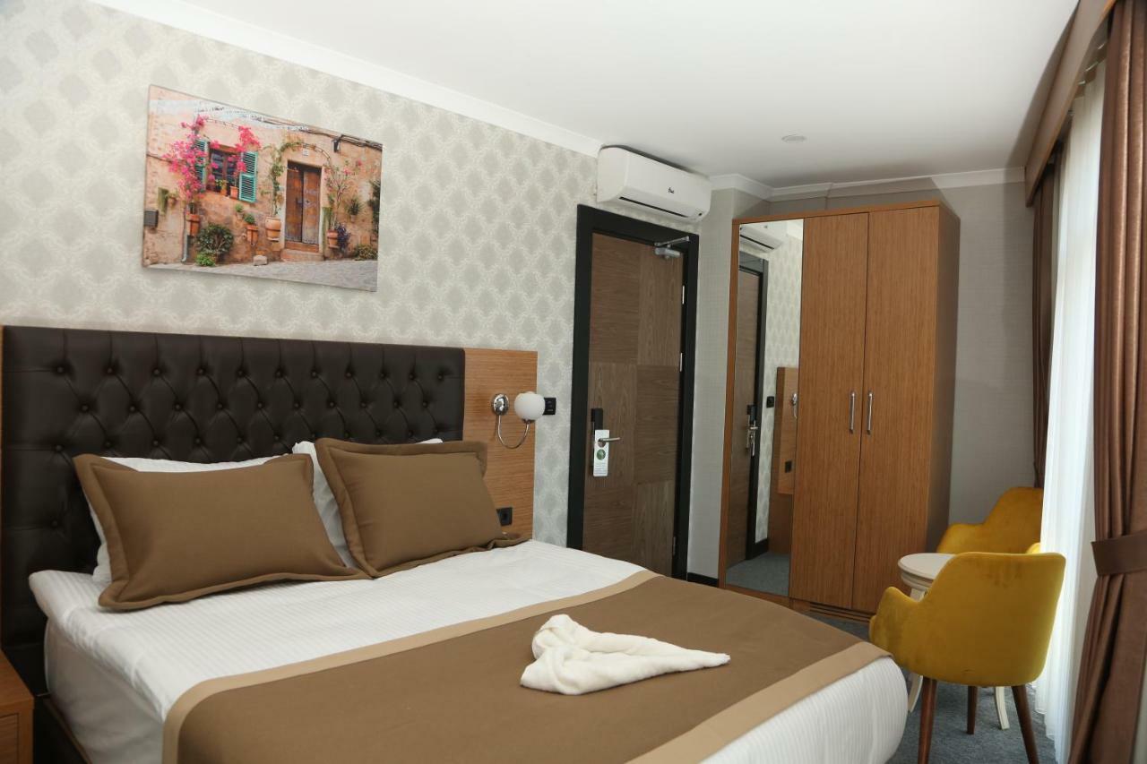 Grand Lark Hotel Adalar Extérieur photo