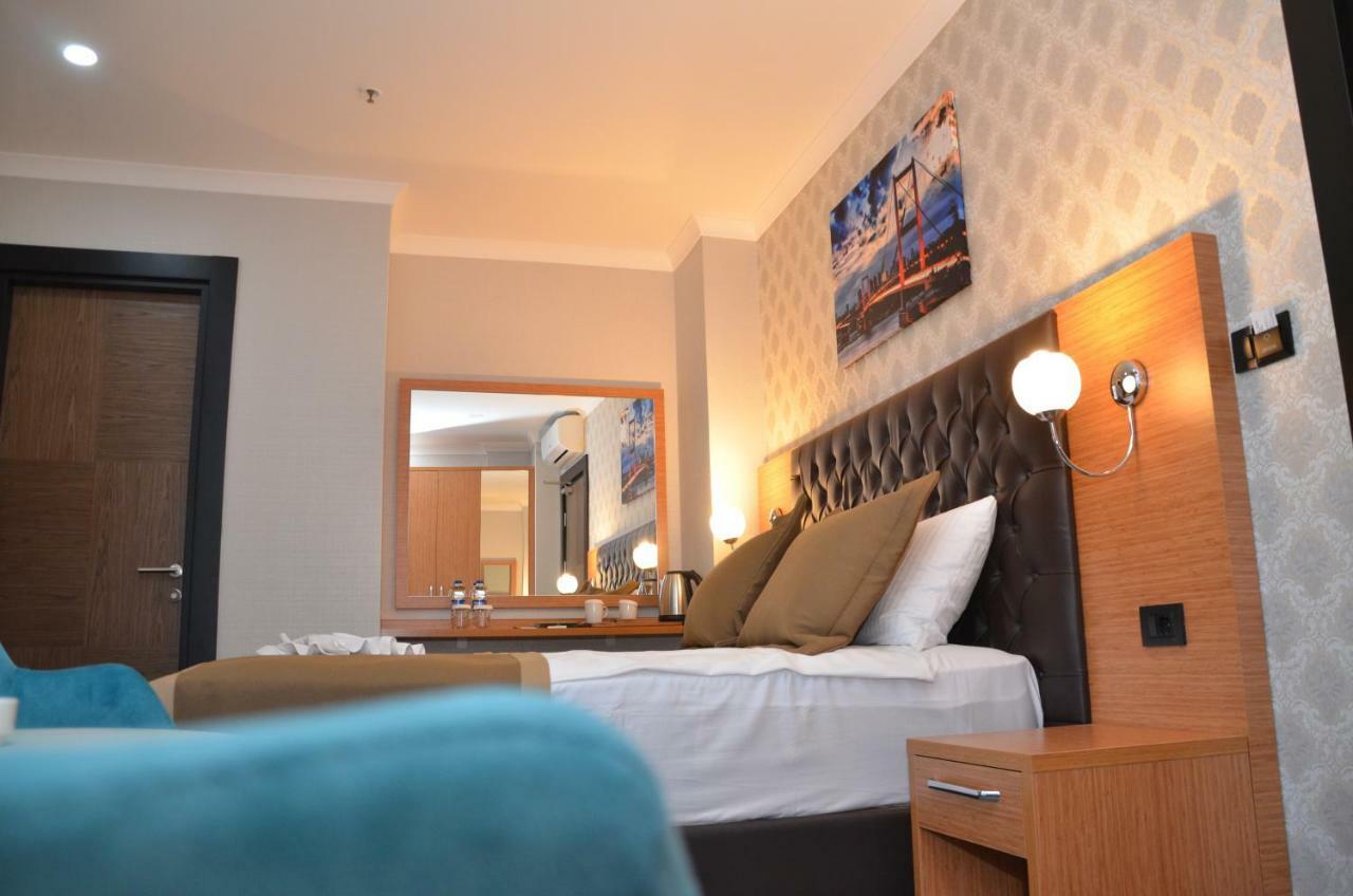 Grand Lark Hotel Adalar Extérieur photo